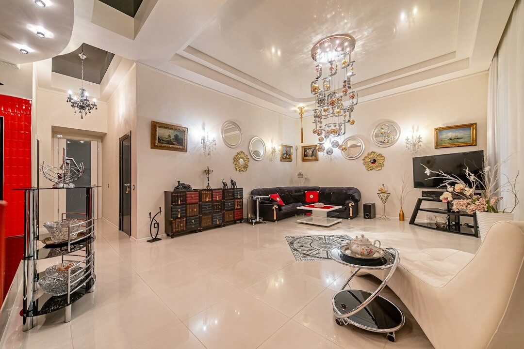 hollywood celebrity mansion